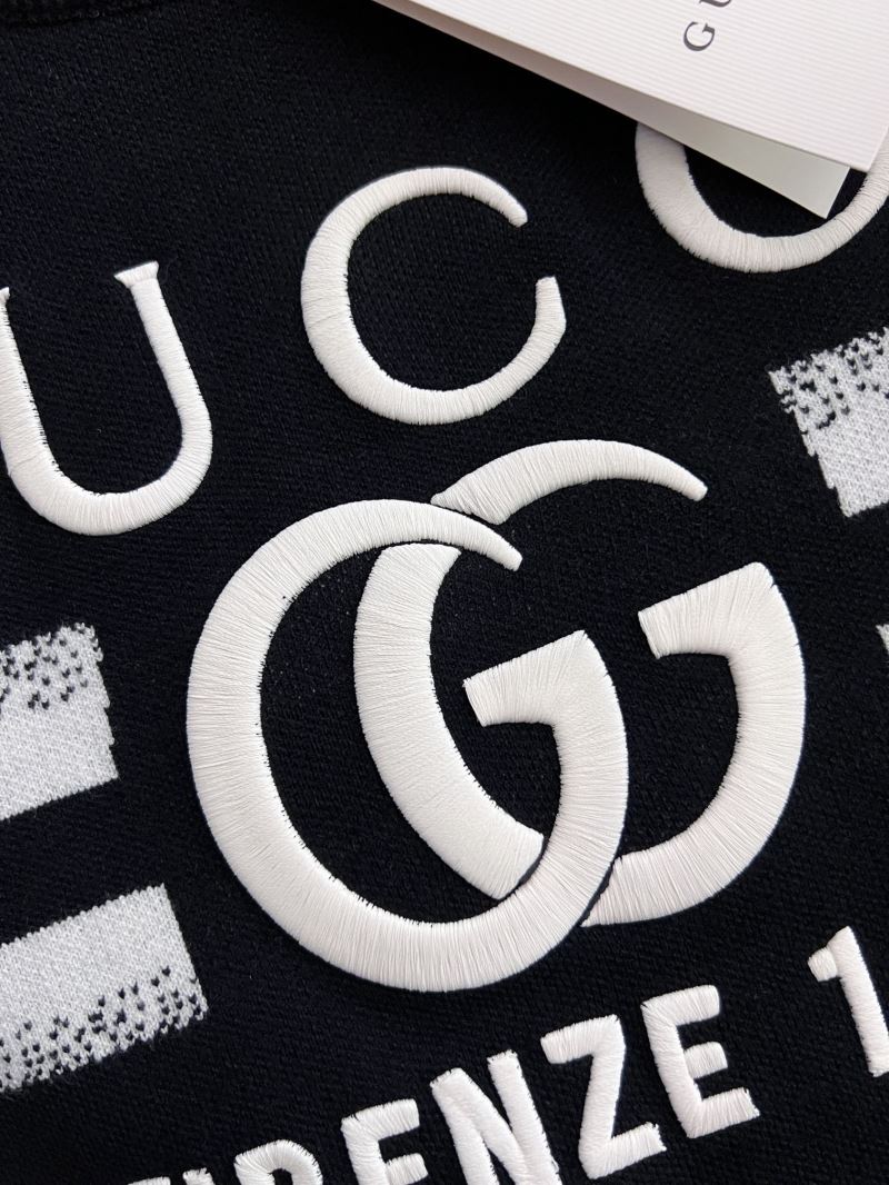 Gucci Sweaters